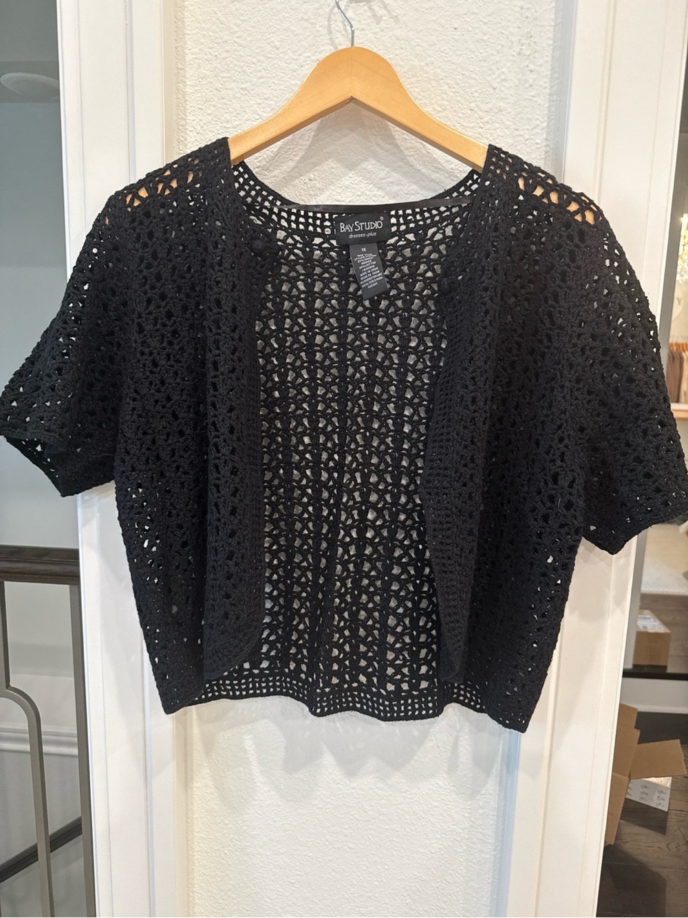 Bay Studio Plus 1X Black Crochet Open Knit Short Sleeve Cardigan